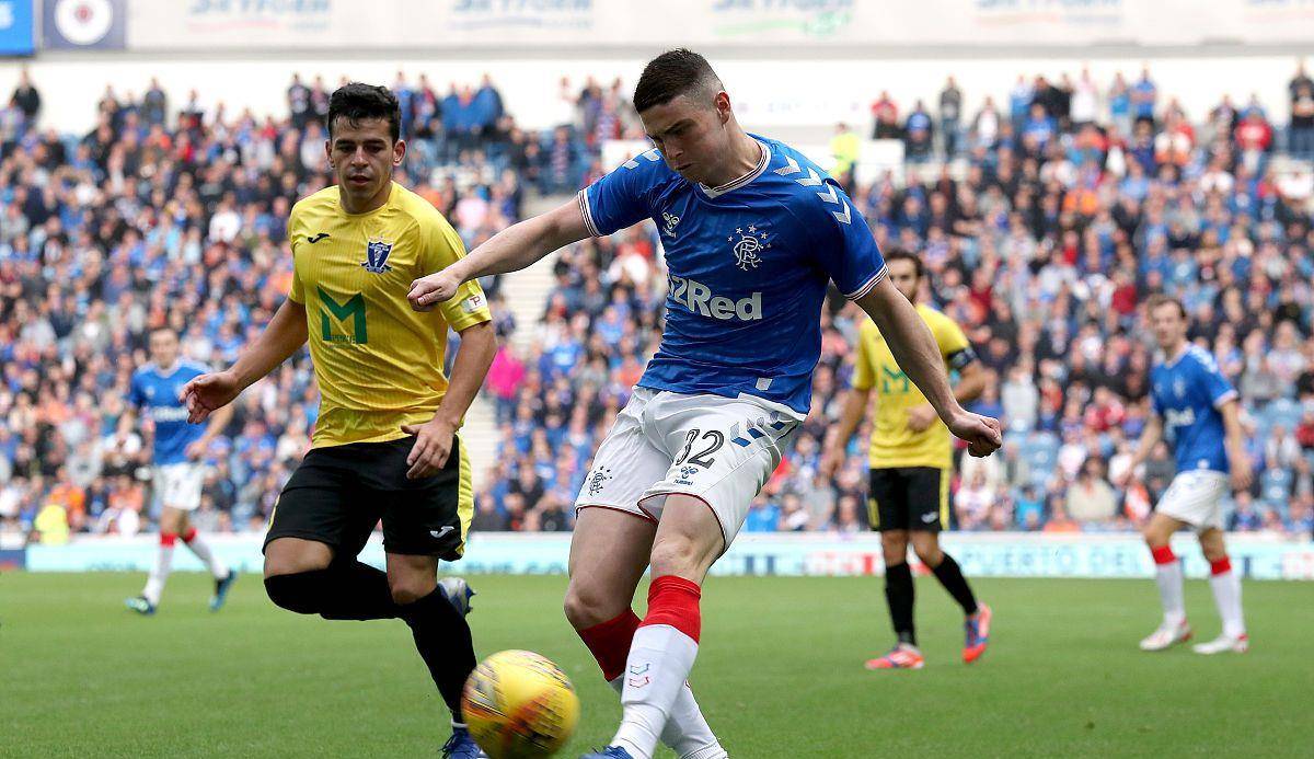 转折点莱比锡主帅复盘，亚冠集结日攻防权衡，更衣室稳定，赛程密集仍需轮换 