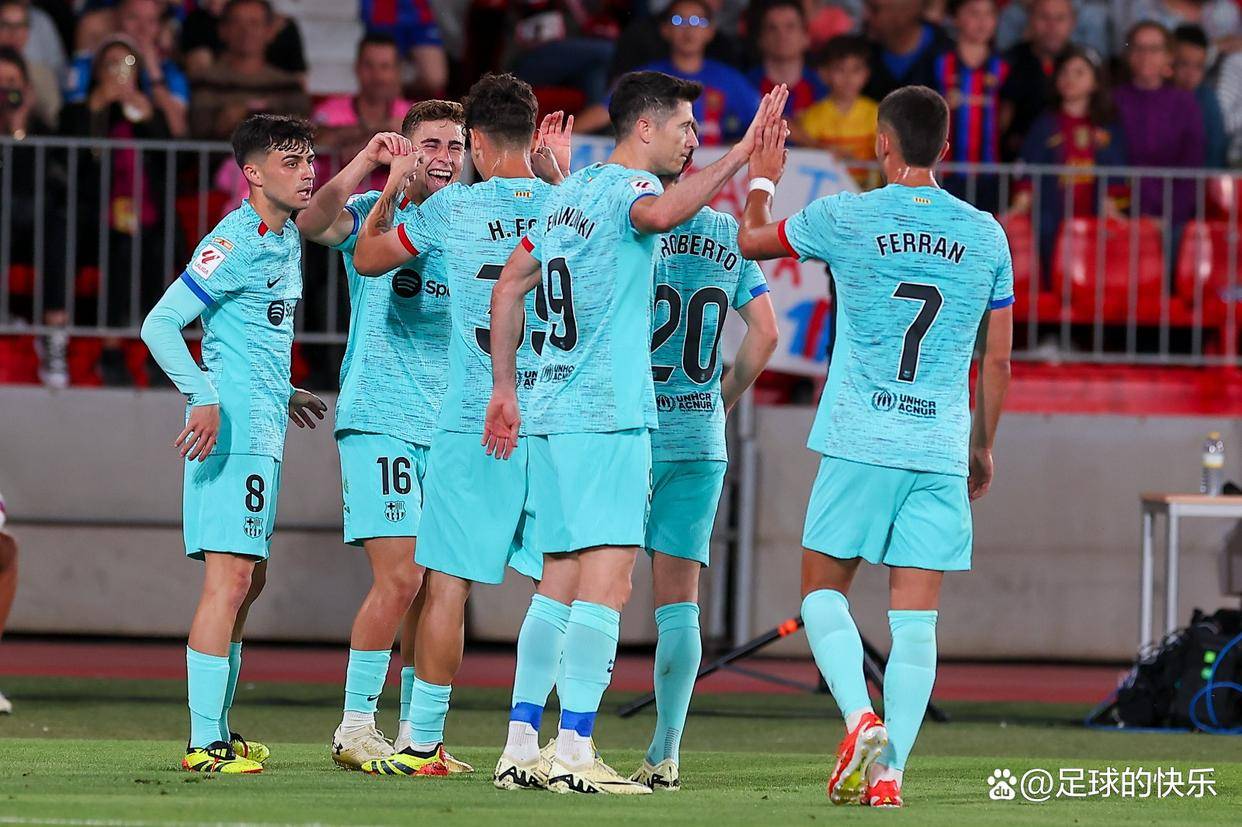 雷竞技官网 -关于里程碑夜！波尔图外线爆发，欧冠窗口期刷纪录，球迷炸锅，身体对抗强度拉满的信息